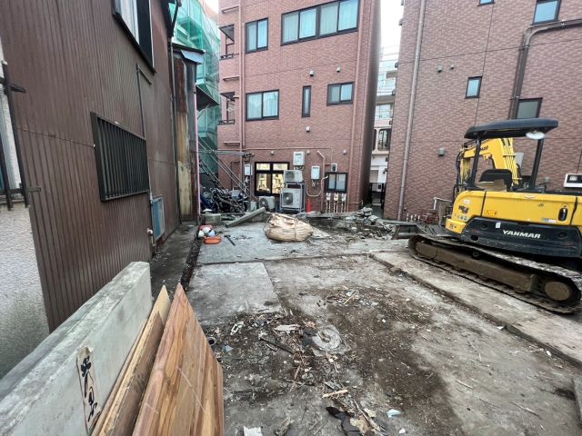 木造2階建て解体工事・不用品撤去(東京都大田区下丸子)工事中の様子です。